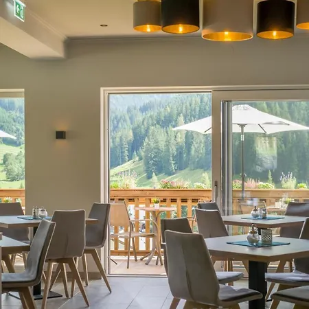 Alojamento de Acomodação e Pequeno-almoço Andreashof 3*